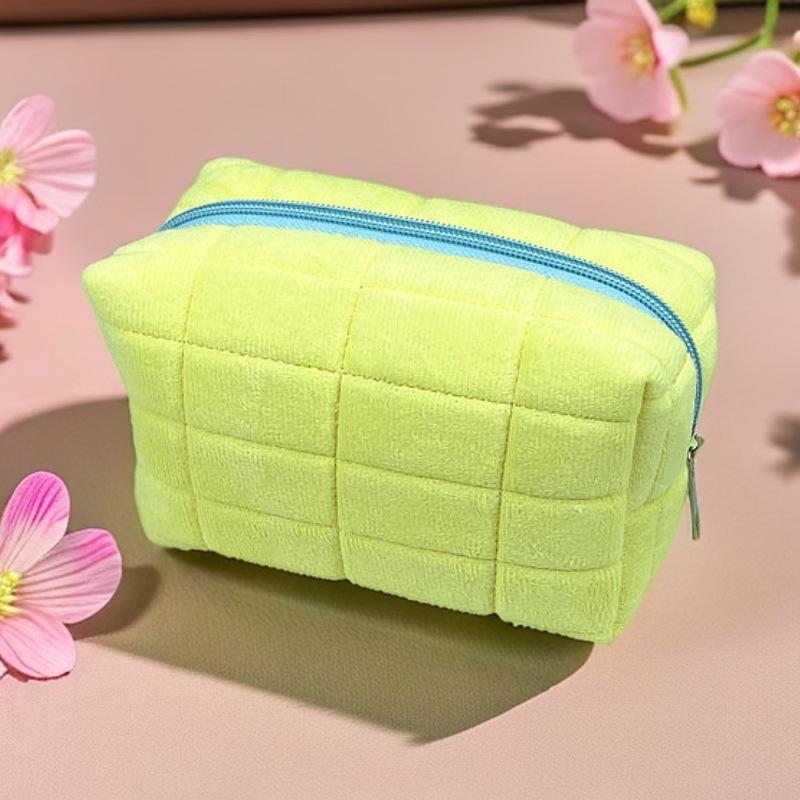 かわいいファー化粧ポーチ 女性用 ジッパー付き 大きめ 無地 - Cosmetic Bags のレビューと価格